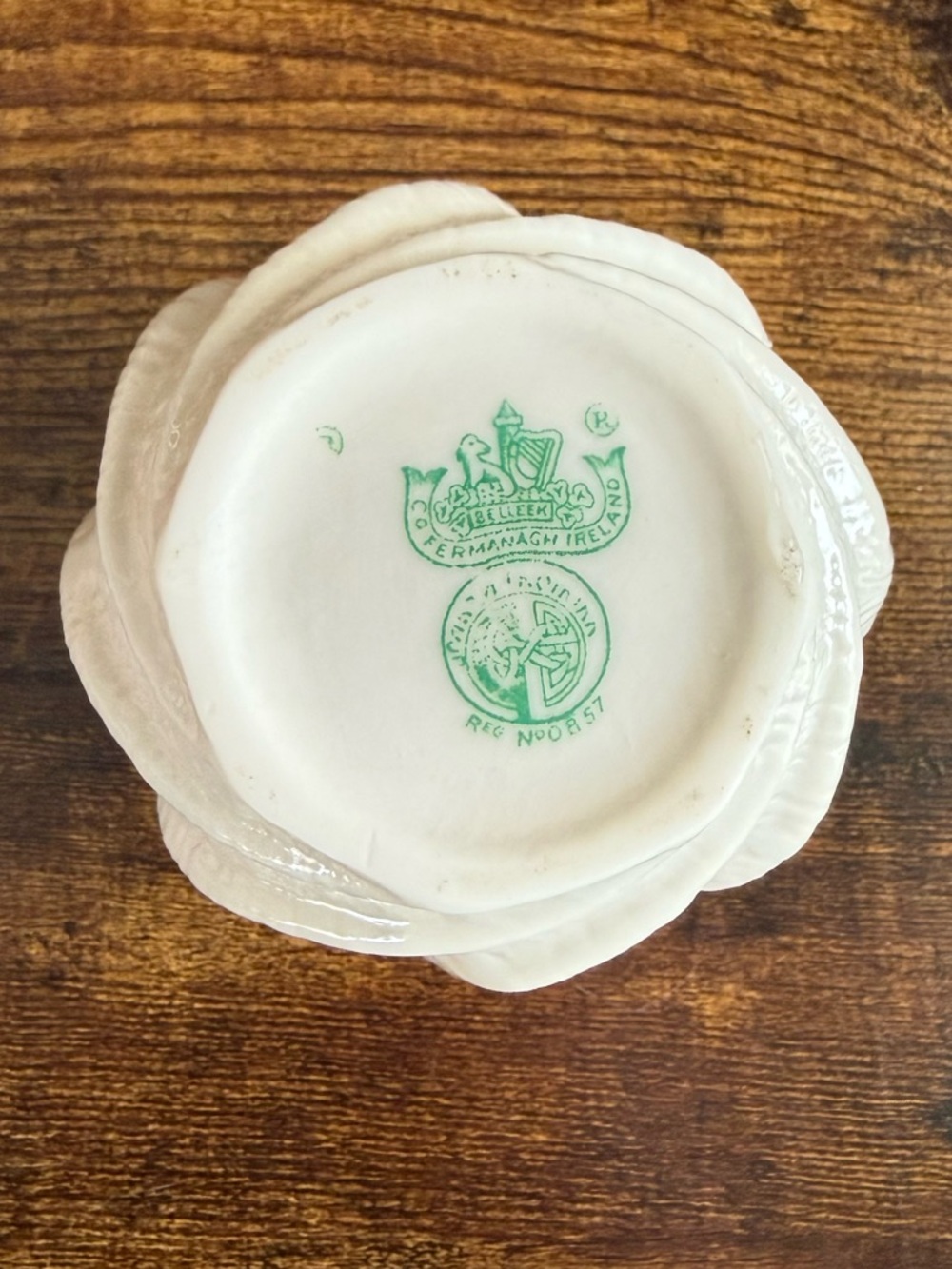 Belleek Irish Porcelain Floral Vase Vintage Green Mark - Picture 4 of 6